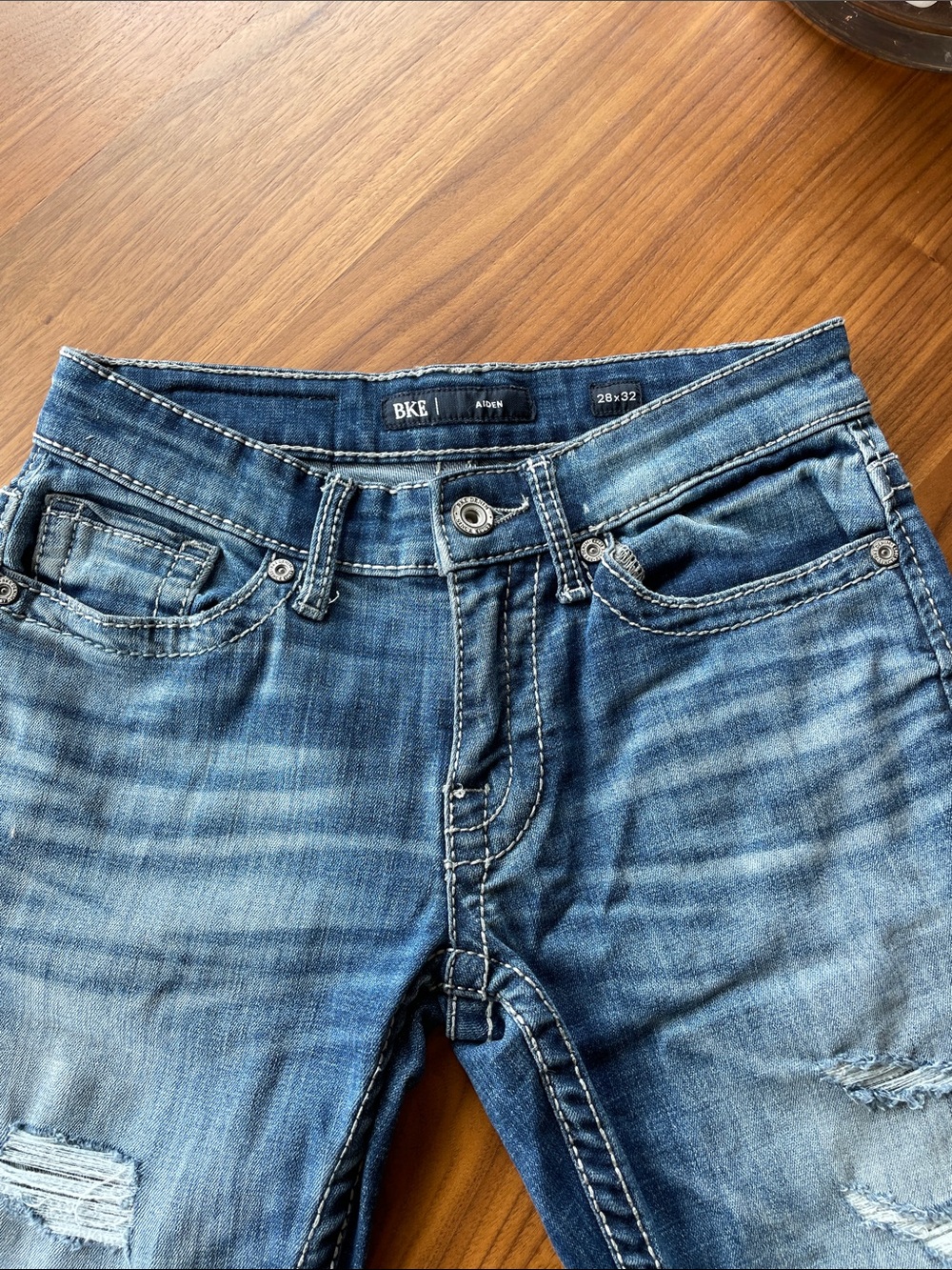 BKE Aiden Men’s Bootcut Jeans in Faded Blue